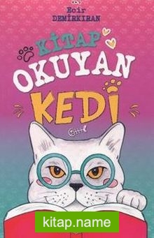 Kitap Okuyan Kedi